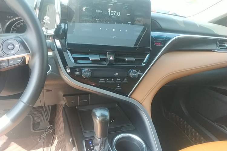 Used Toyota Camry 2021 2.0G Luxury Edition Audio And AC Panel