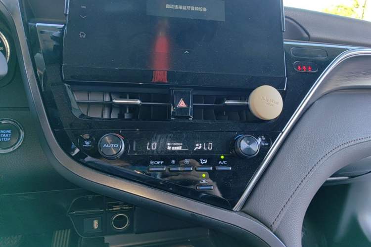 Used Toyota Camry 2021 2.5G Luxury Edition Audio And AC Panel