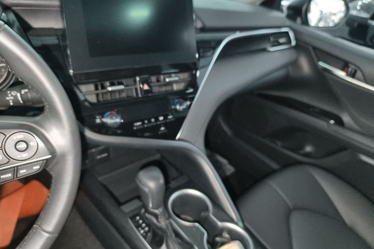 Used Toyota Camry 2021 2.0G Luxury Edition Audio And AC Panel