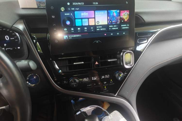 Used Toyota Camry 2021 Dual-Motor 2.5HG Luxury Edition Audio And AC Panel