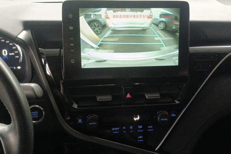 Used Toyota Camry 2021 2.5G Luxury Edition Audio And AC Panel