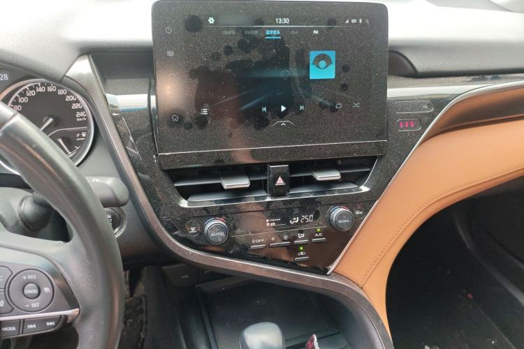 Used Toyota Camry 2021 2.0G Luxury Edition Audio And AC Panel