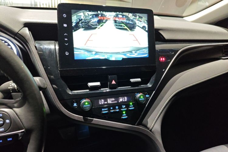 Used Toyota Camry 2021 Dual-Motor 2.5HS Fēngshàng Edition Audio And AC Panel