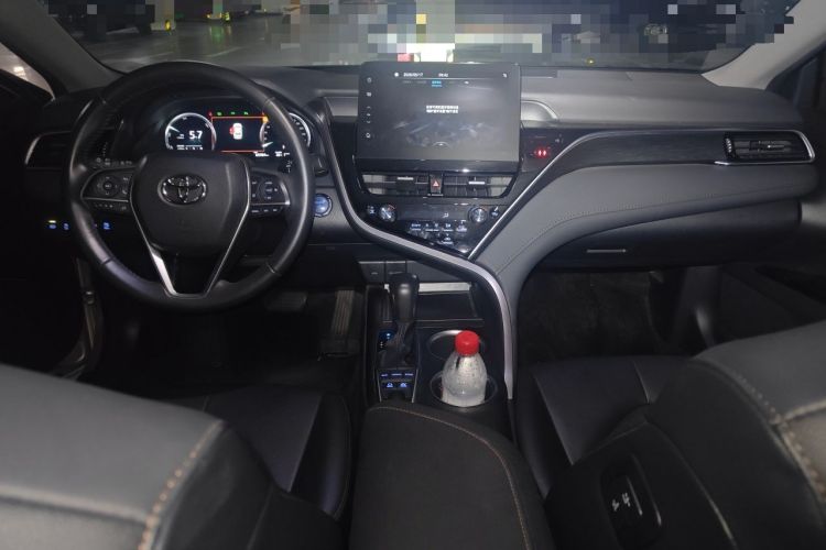 Used Toyota Camry 2021 Dual-Motor 2.5HG Luxury Edition Center Console