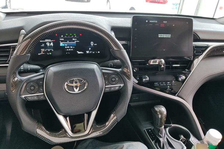 Used Toyota Camry 2021 2.5G Luxury Edition Center Console