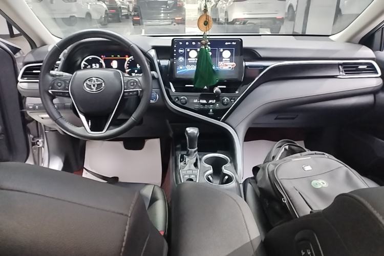 Used Toyota Camry 2021 Dual-Motor 2.5HG Luxury Edition Center Console