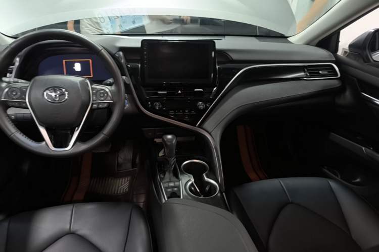 Used Toyota Camry 2021 Dual-Motor 2.5HG Luxury Edition Center Console
