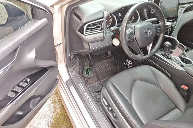 Used Toyota Camry 2021 2.0G Luxury Edition Driver Seat