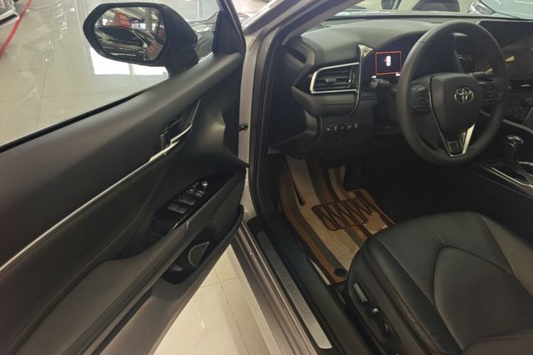 Used Toyota Camry 2021 Dual-Motor 2.5HG Luxury Edition Driver Seat