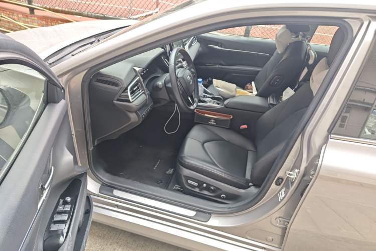 Used Toyota Camry 2021 Dual-Motor 2.5HG Luxury Edition Driver Seat