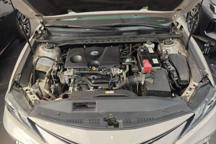 Used Toyota Camry 2021 2.0G Luxury Edition Engine Bay