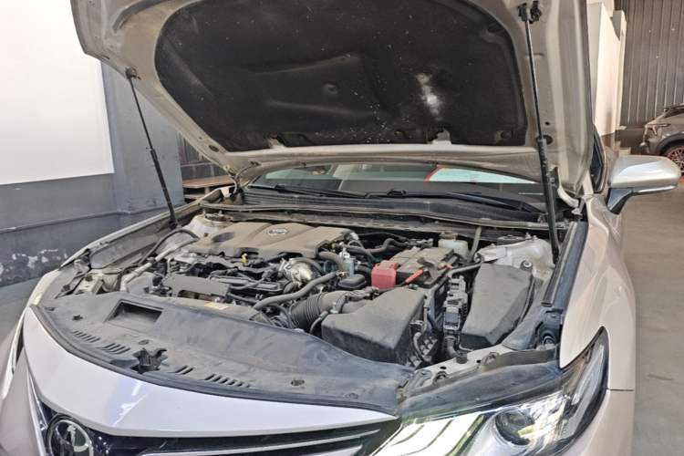 Used Toyota Camry 2021 2.5G Luxury Edition Engine Bay