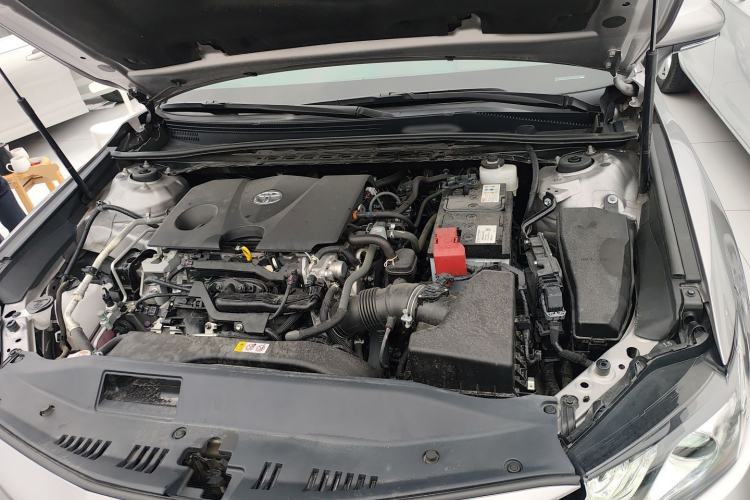 Used Toyota Camry 2021 2.0G Luxury Edition Engine Bay