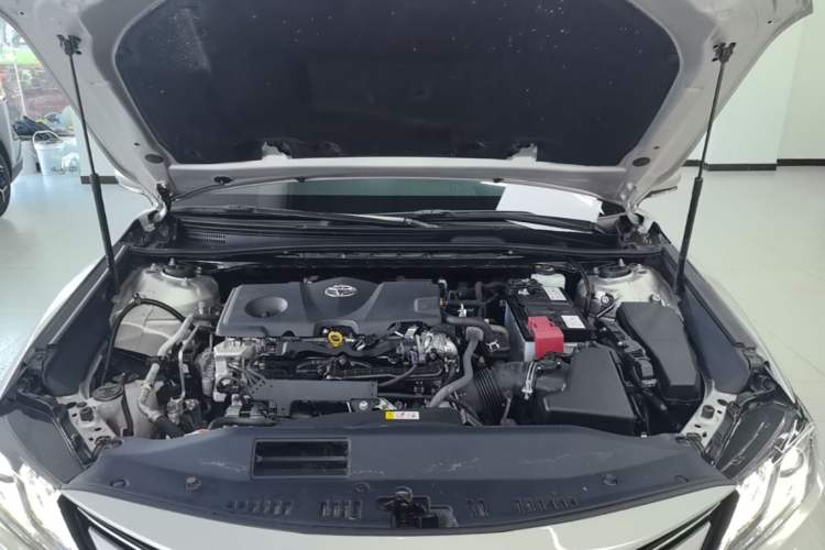 Used Toyota Camry 2021 2.5G Luxury Edition Engine Bay