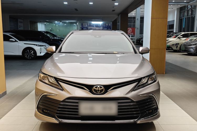 Used Toyota Camry 2021 2.0G Luxury Edition Exterior 1