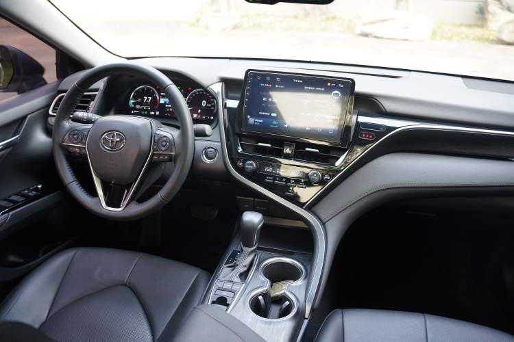 Used Toyota Camry 2021 2.5G Luxury Edition Exterior 12