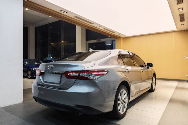 Used Toyota Camry 2021 2.0G Luxury Edition Exterior 13