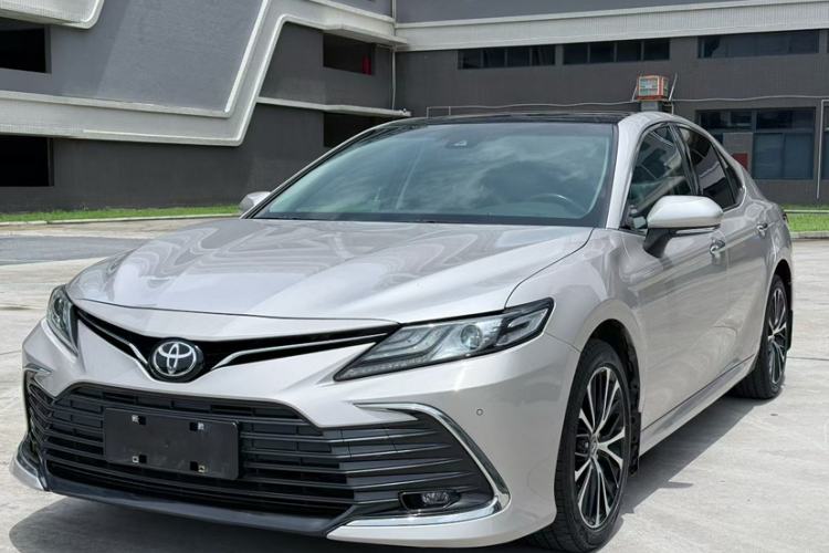 Used Toyota Camry 2021 2.5G Luxury Edition Exterior 2