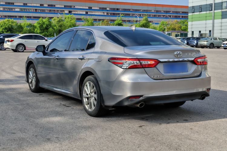 Used Toyota Camry 2021 2.0G Luxury Edition Exterior 2