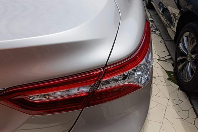 Used Toyota Camry 2021 2.0G Luxury Edition Exterior 3