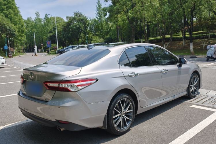 Used Toyota Camry 2021 2.5G Luxury Edition Exterior 3