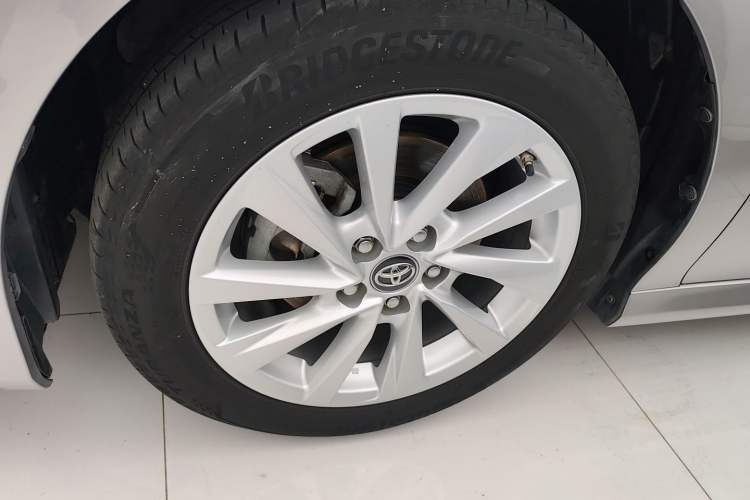 Used Toyota Camry 2021 2.0G Luxury Edition Exterior 4