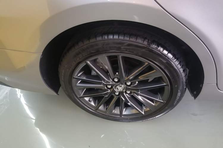 Used Toyota Camry 2021 2.5G Luxury Edition Exterior 5