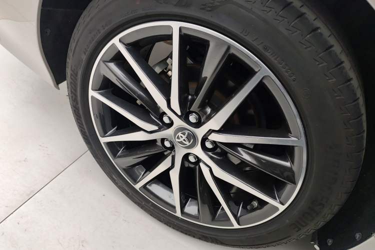Used Toyota Camry 2021 2.5G Luxury Edition Exterior 5