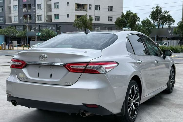 Used Toyota Camry 2021 2.5G Luxury Edition Exterior 5
