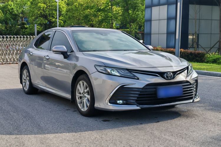 Used Toyota Camry 2021 2.0G Luxury Edition Exterior 5
