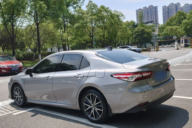 Used Toyota Camry 2021 2.5G Luxury Edition Exterior 5
