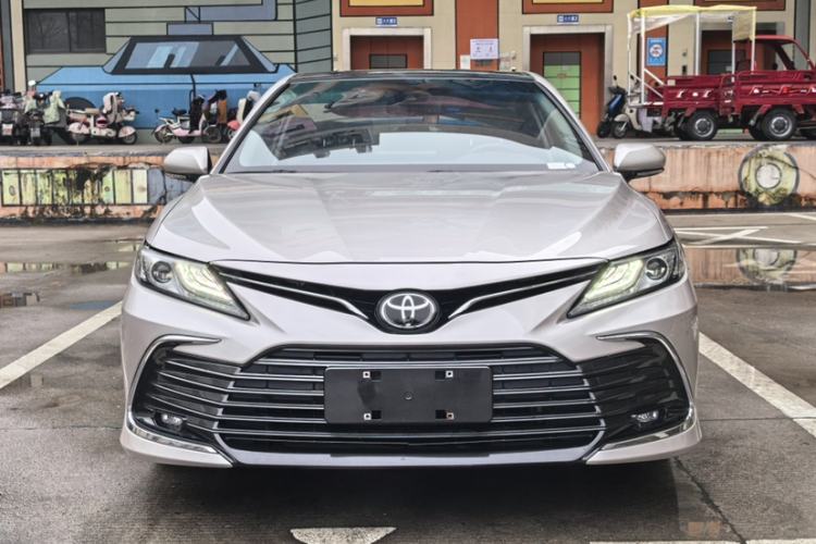 Used Toyota Camry 2021 2.5G Luxury Edition Exterior 6