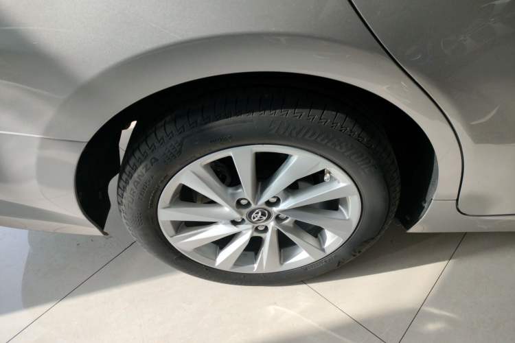 Used Toyota Camry 2021 2.0G Luxury Edition Exterior 8