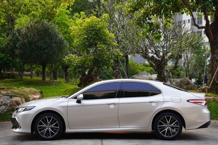 Used Toyota Camry 2021 2.5G Luxury Edition Exterior 8