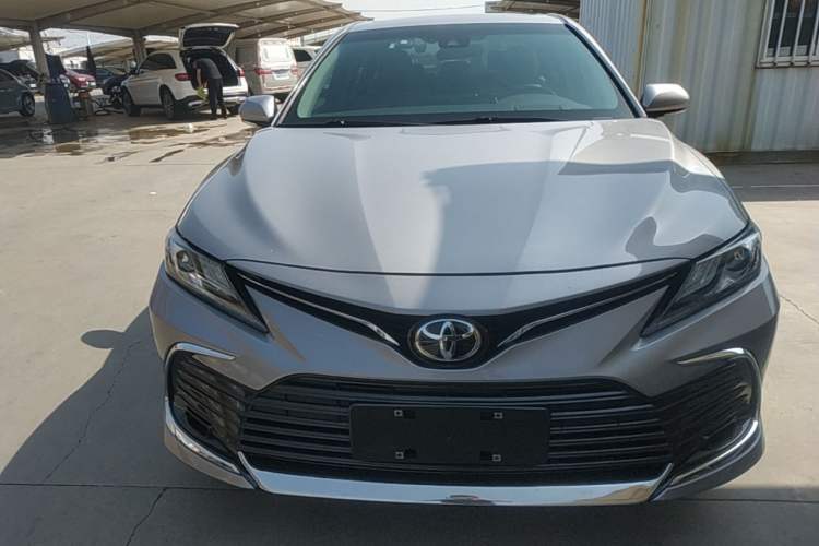 Used Toyota Camry 2021 2.0G Luxury Edition Front