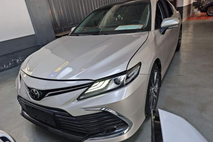 Used Toyota Camry 2021 2.5G Luxury Edition Front