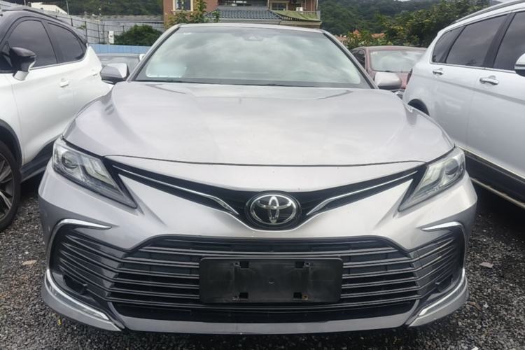 Used Toyota Camry 2021 2.0G Luxury Edition Front