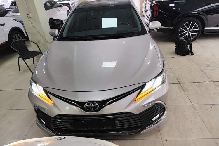 Used Toyota Camry 2021 2.5G Luxury Edition Front