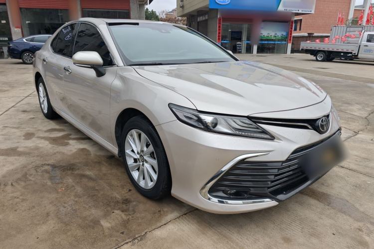 Used Toyota Camry 2021 2.0G Luxury Edition Front Right 45 Deg