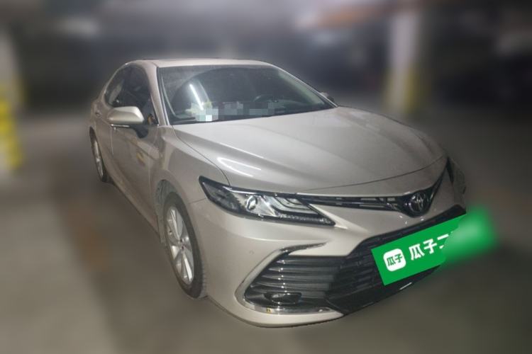 Used Toyota Camry 2021 2.0G Luxury Edition Front Right 45 Deg
