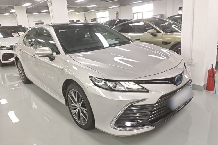 Used Toyota Camry 2021 Dual-Motor 2.5HG Luxury Edition Front Right 45 Deg