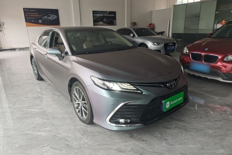 Used Toyota Camry 2021 2.5G Luxury Edition Front Right 45 Deg