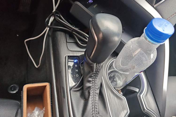 Used Toyota Camry 2021 Dual-Motor 2.5HG Luxury Edition Gear Lever