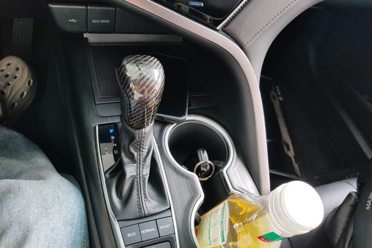 Used Toyota Camry 2021 2.5G Luxury Edition Gear Lever