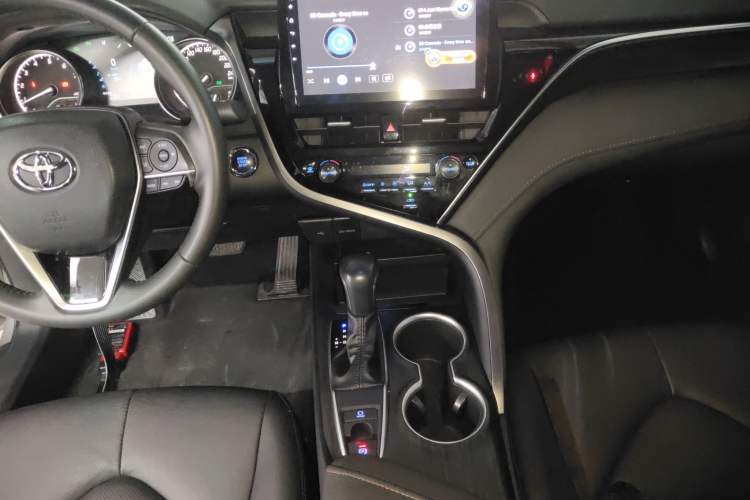 Used Toyota Camry 2021 2.0G Luxury Edition Gear Lever