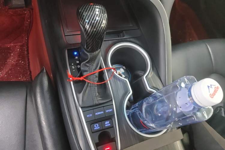 Used Toyota Camry 2021 Dual-Motor 2.5HG Luxury Edition Gear Lever