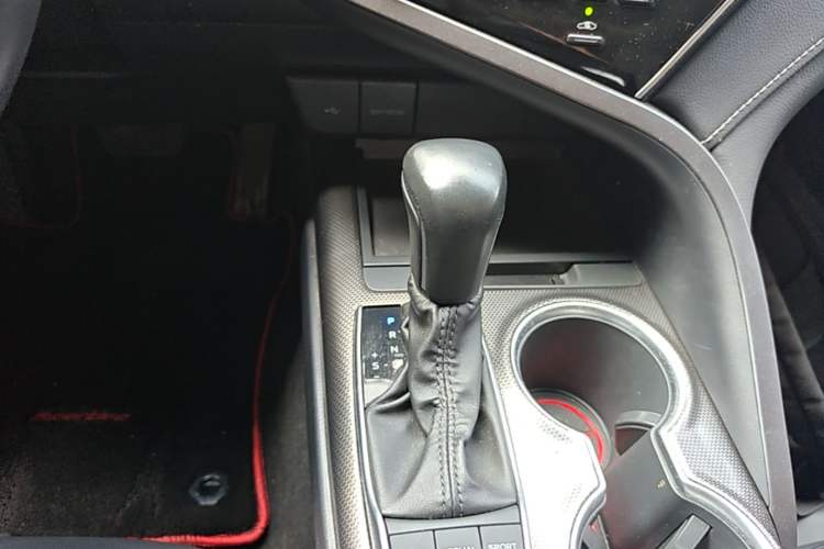 Used Toyota Camry 2021 2.5S Fēngshàng Edition Gear Lever