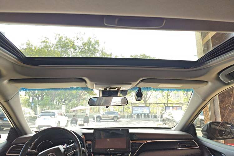 Used Toyota Camry 2021 2.0G Luxury Edition Headliner