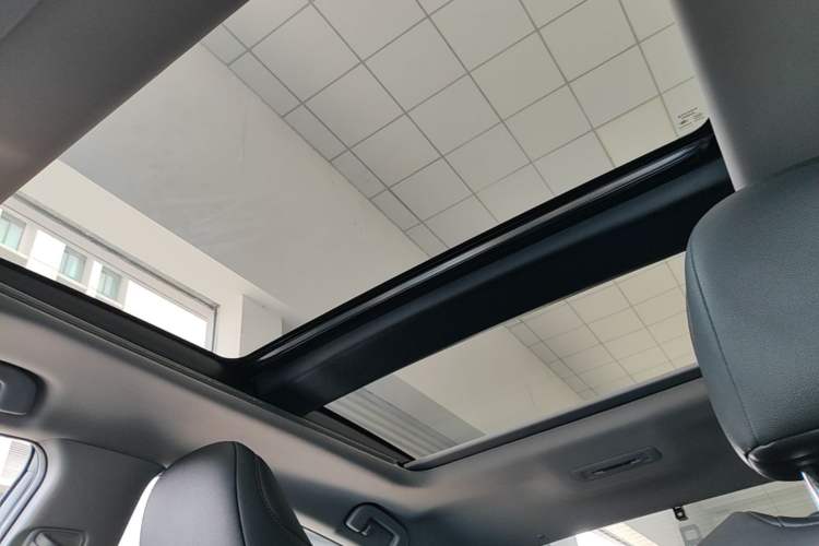 Used Toyota Camry 2021 2.5G Luxury Edition Headliner