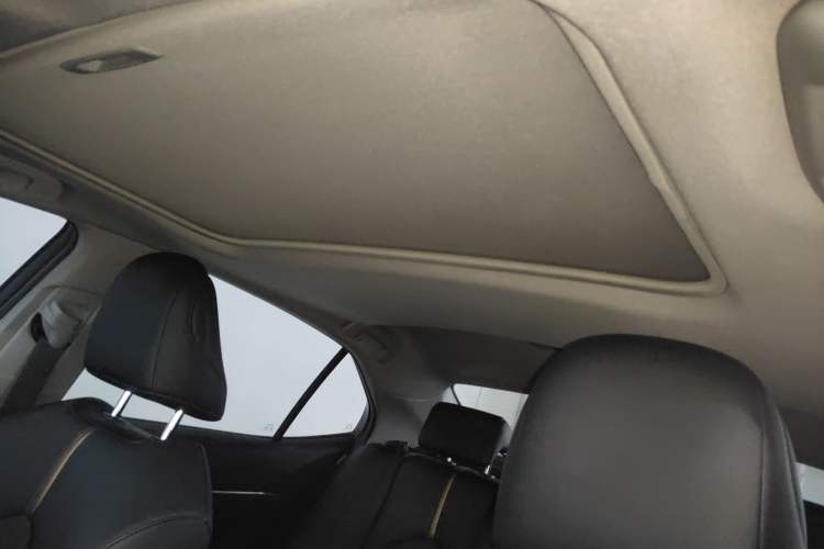 Used Toyota Camry 2021 2.0G Luxury Edition Headliner